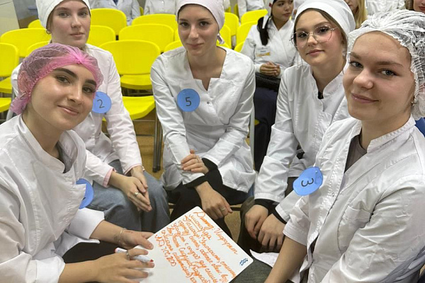 Главная медсестра травмбольницы - в жюри конкурса профмастерства, приуроченного к юбилею среднего профессионального образования России