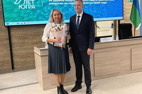 Профессиональные заслуги медсестры Сургутской травмбольницы отмечены на уровне окружного Депздрава